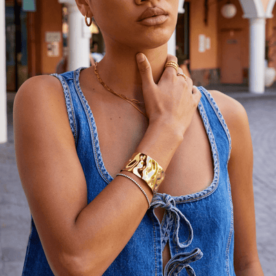 Bracciale rigido in oro