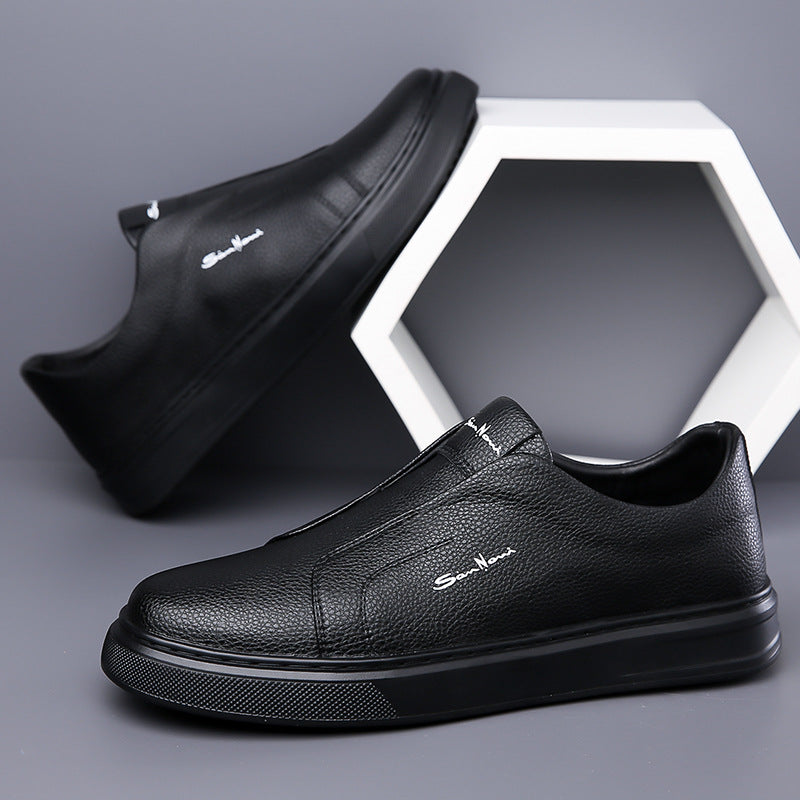Eleganti Scarpe Slip-On in Pelle per un Look Raffinato