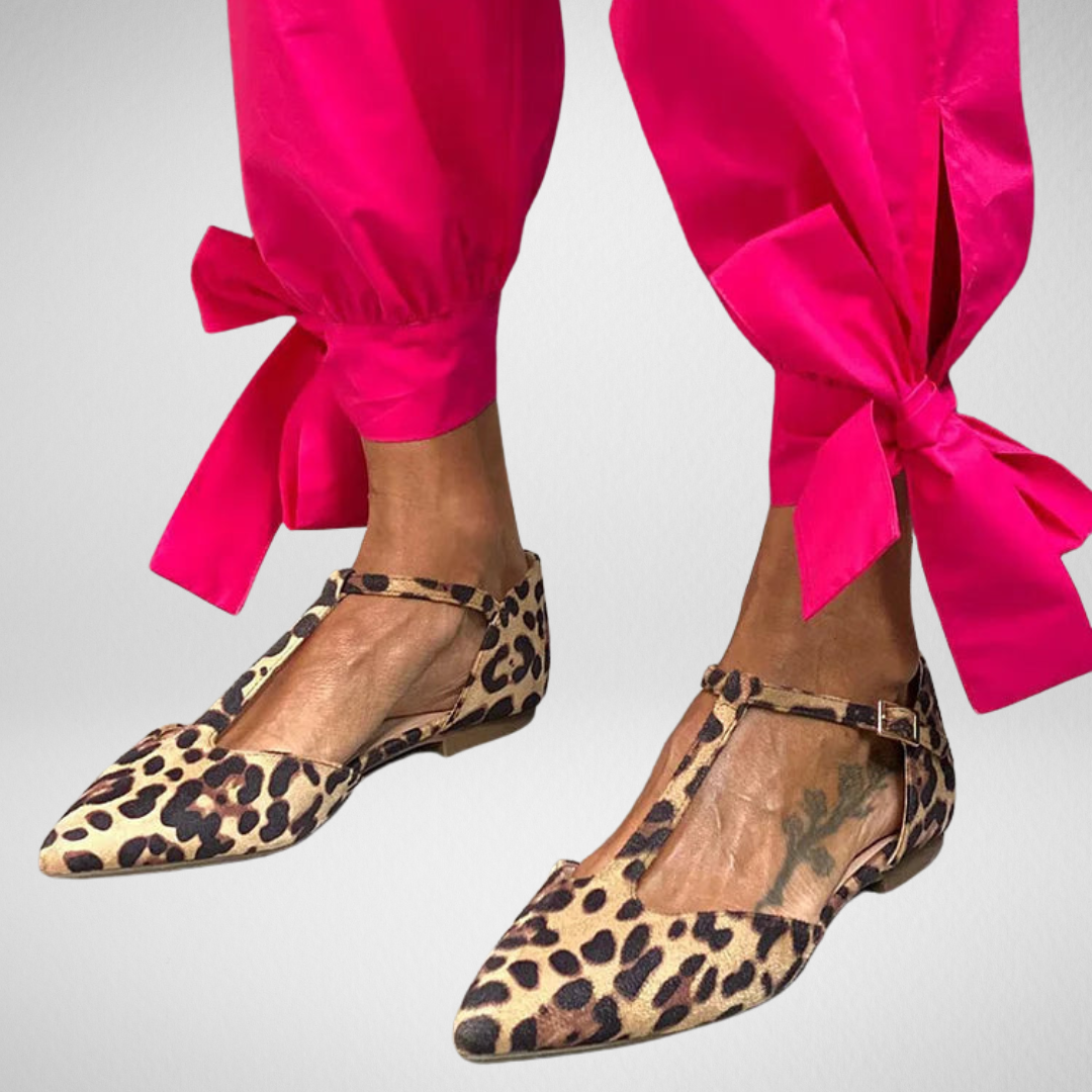 TAMARA | Elegante ballerina a punta con cinturino a T per uno stile sofisticato