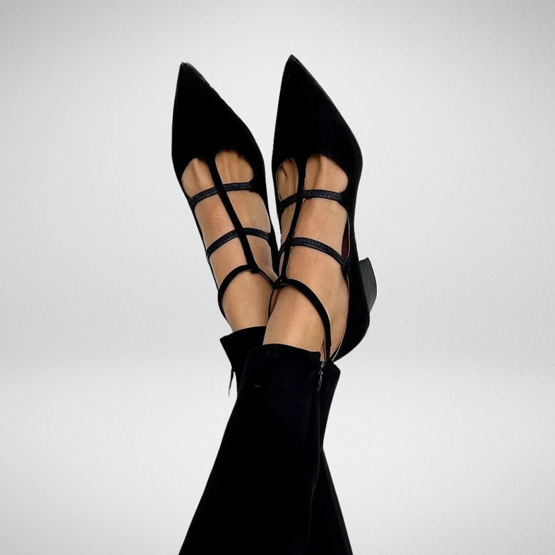 BENEDETTA | Eleganti ballerine stringate a punta per un look raffinato