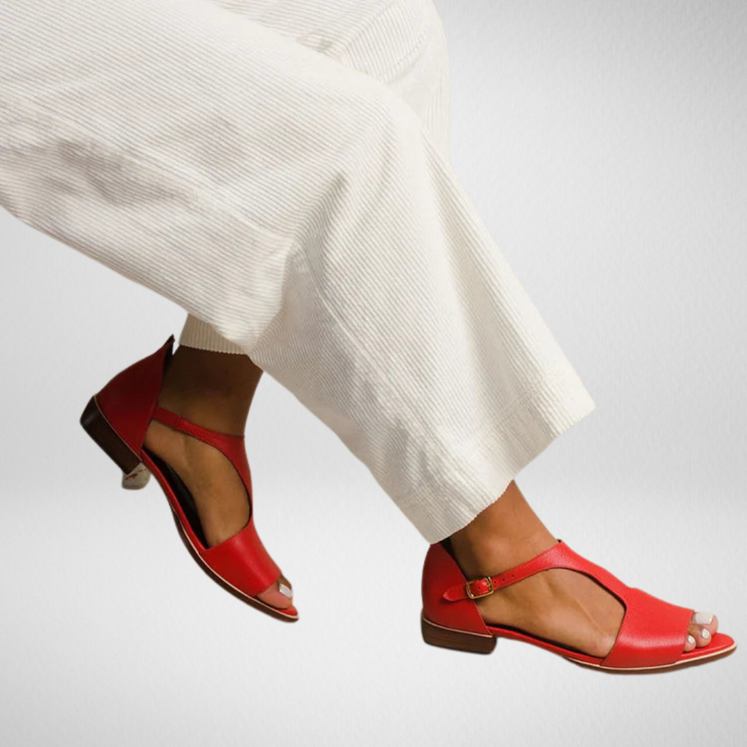 ALBINA | Eleganti sandali bassi aperti con cinturino per un look raffinato