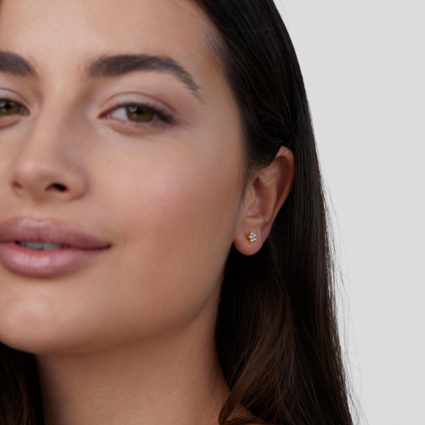 Orecchini con perle e fiori sbocciati