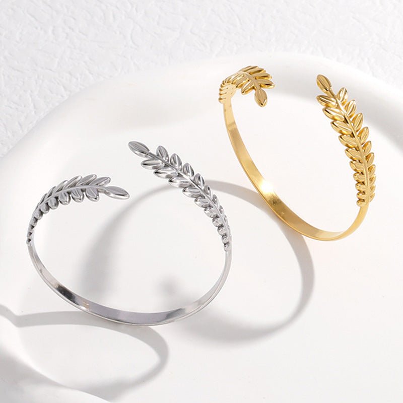 Bracciale con motivo a foglia