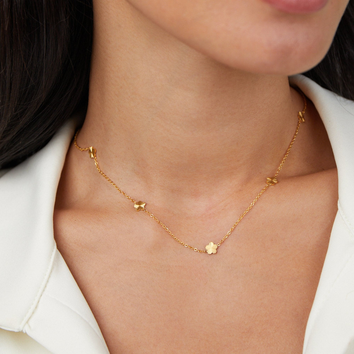 Collana con catena in oro Flower Power