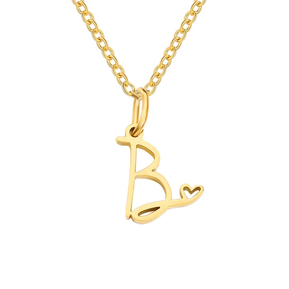 Collana con cuore in oro e lettere artistiche