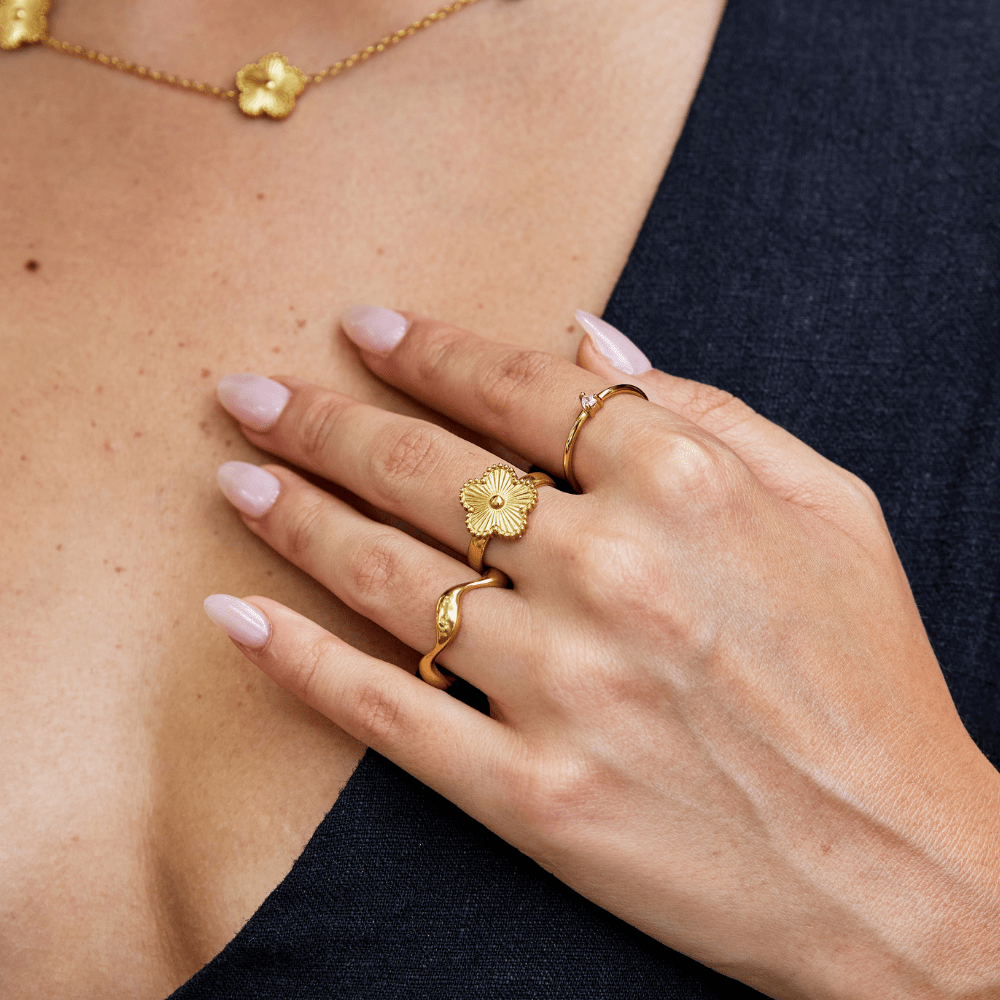 Anello trifoglio dorato