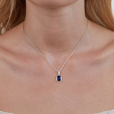 Collana con pendente blu oceano in argento